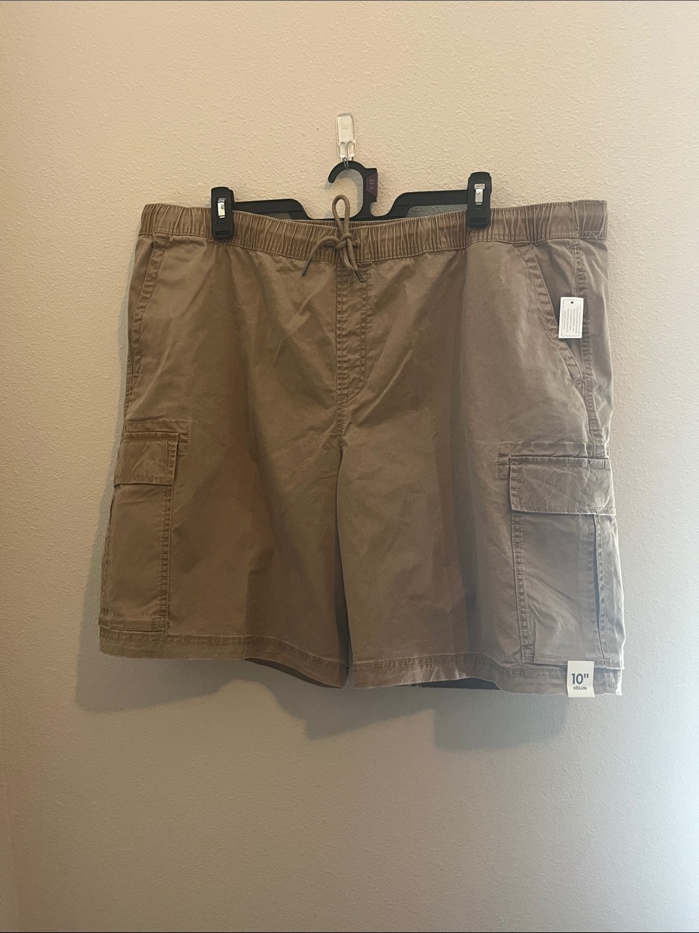 No Boundaries Men’s Cargo Shorts - Brown
